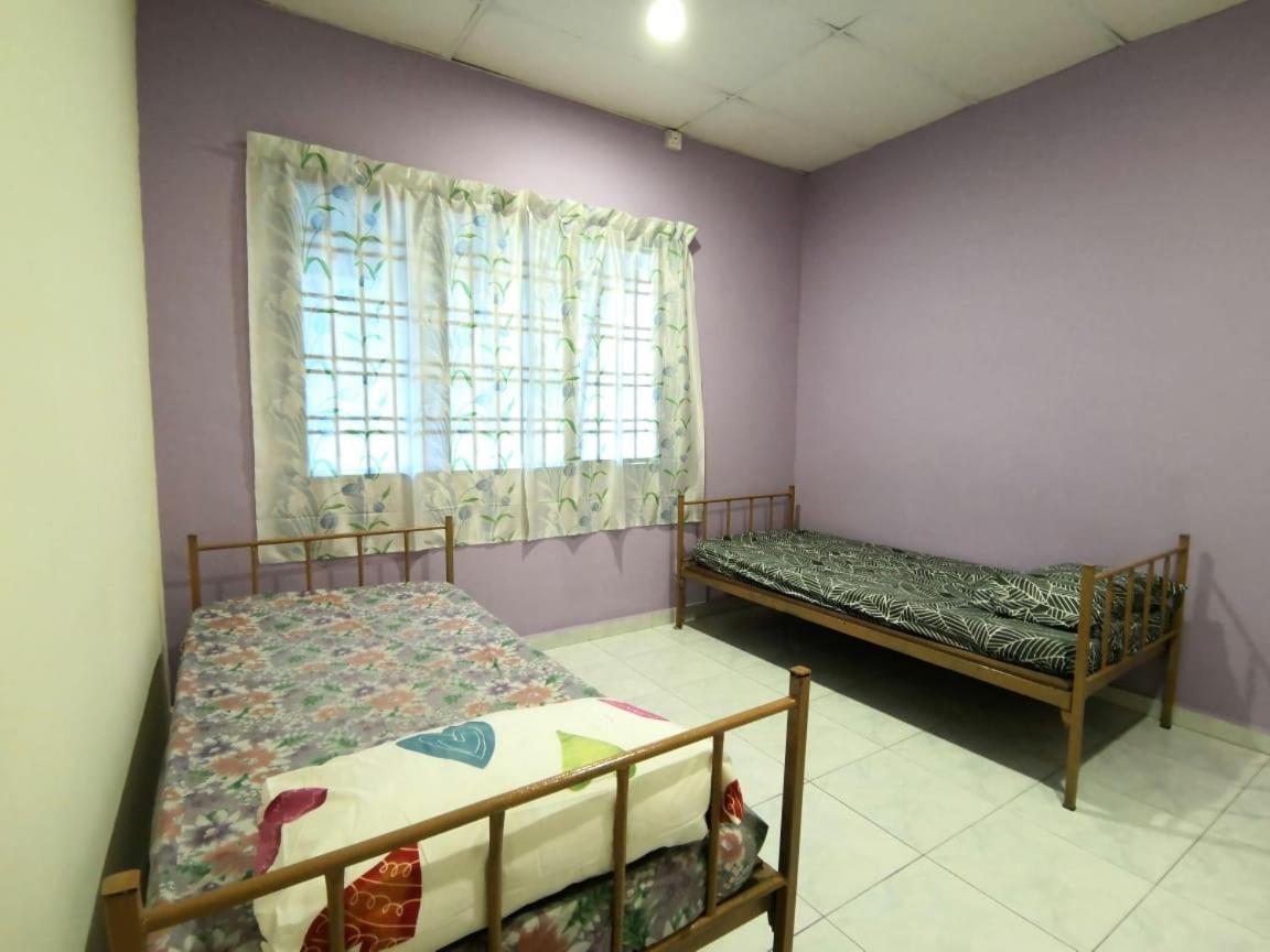 Cosy Homestay Ulu Tiram Kültér fotó