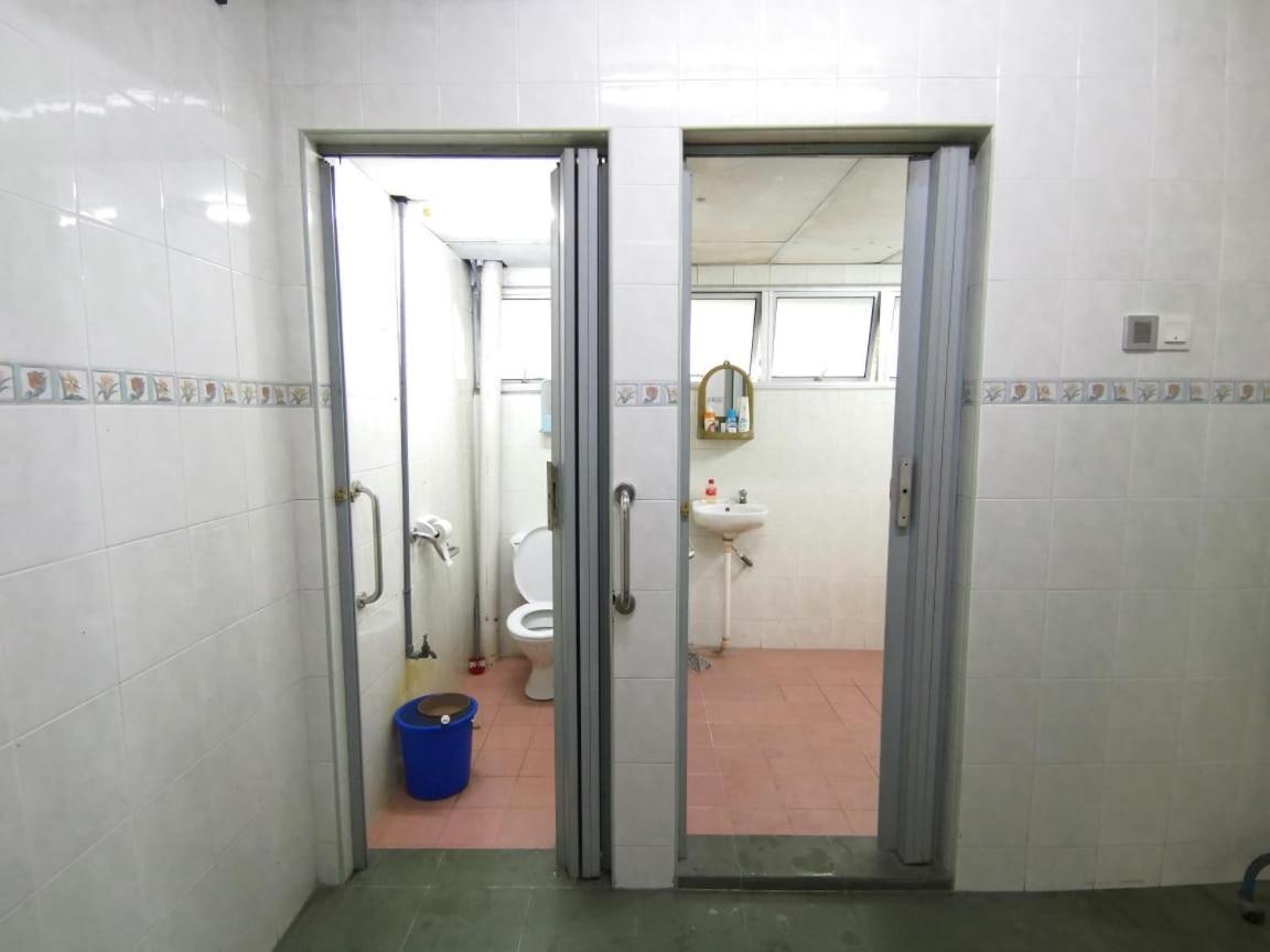 Cosy Homestay Ulu Tiram Kültér fotó